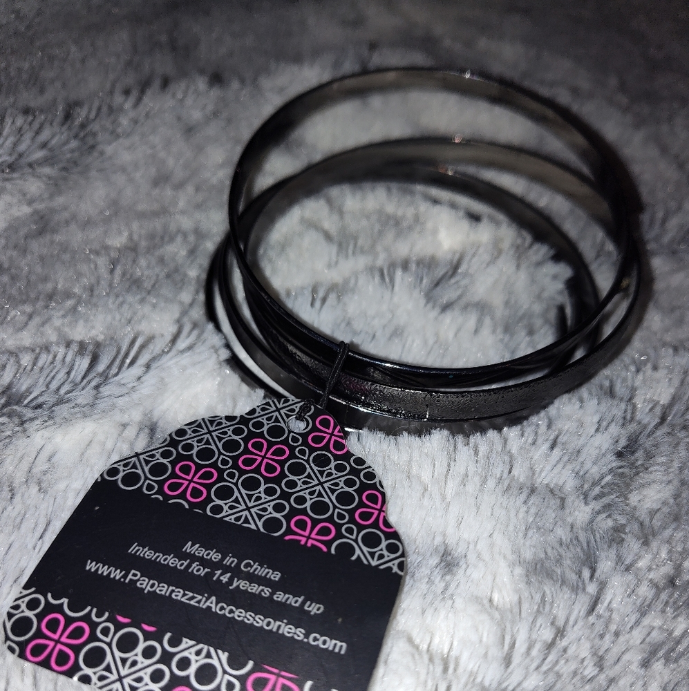 Bangle bracelet set - Picture 3 of 5